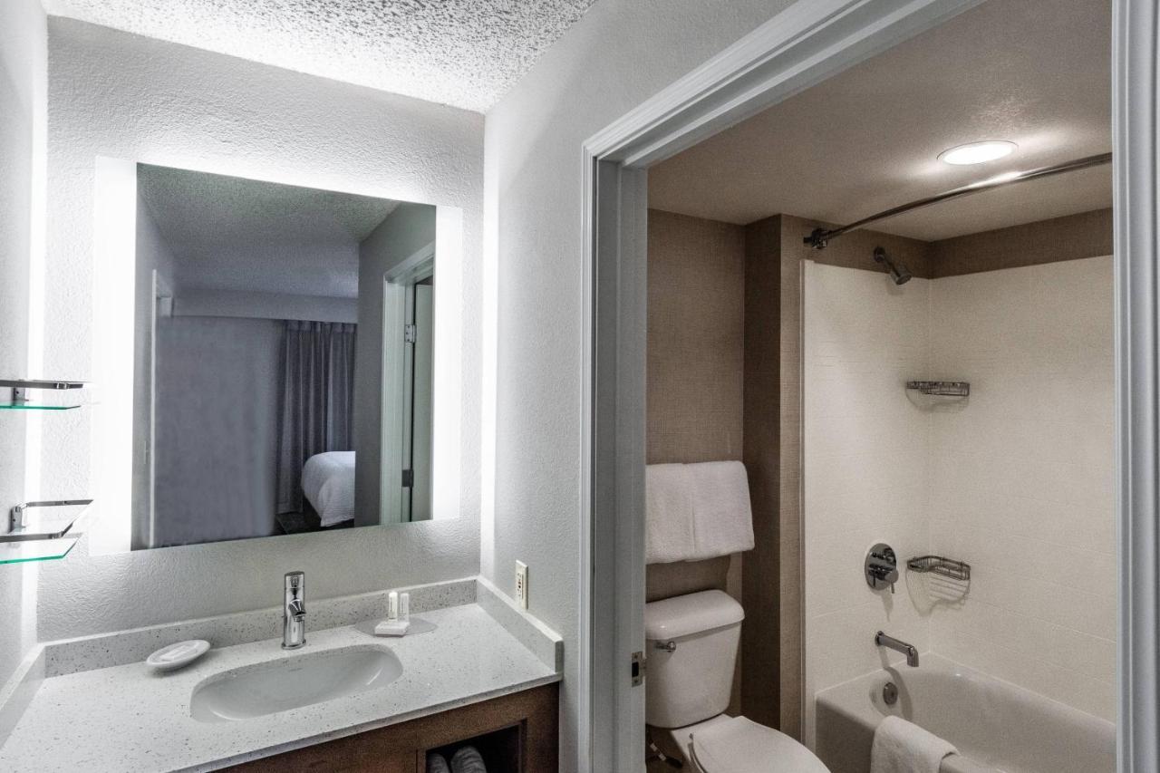 Residence Inn By Marriott Anchorage Midtown Экстерьер фото